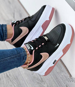 NUEVOS NIKE SUELA ALTA DE MUJER